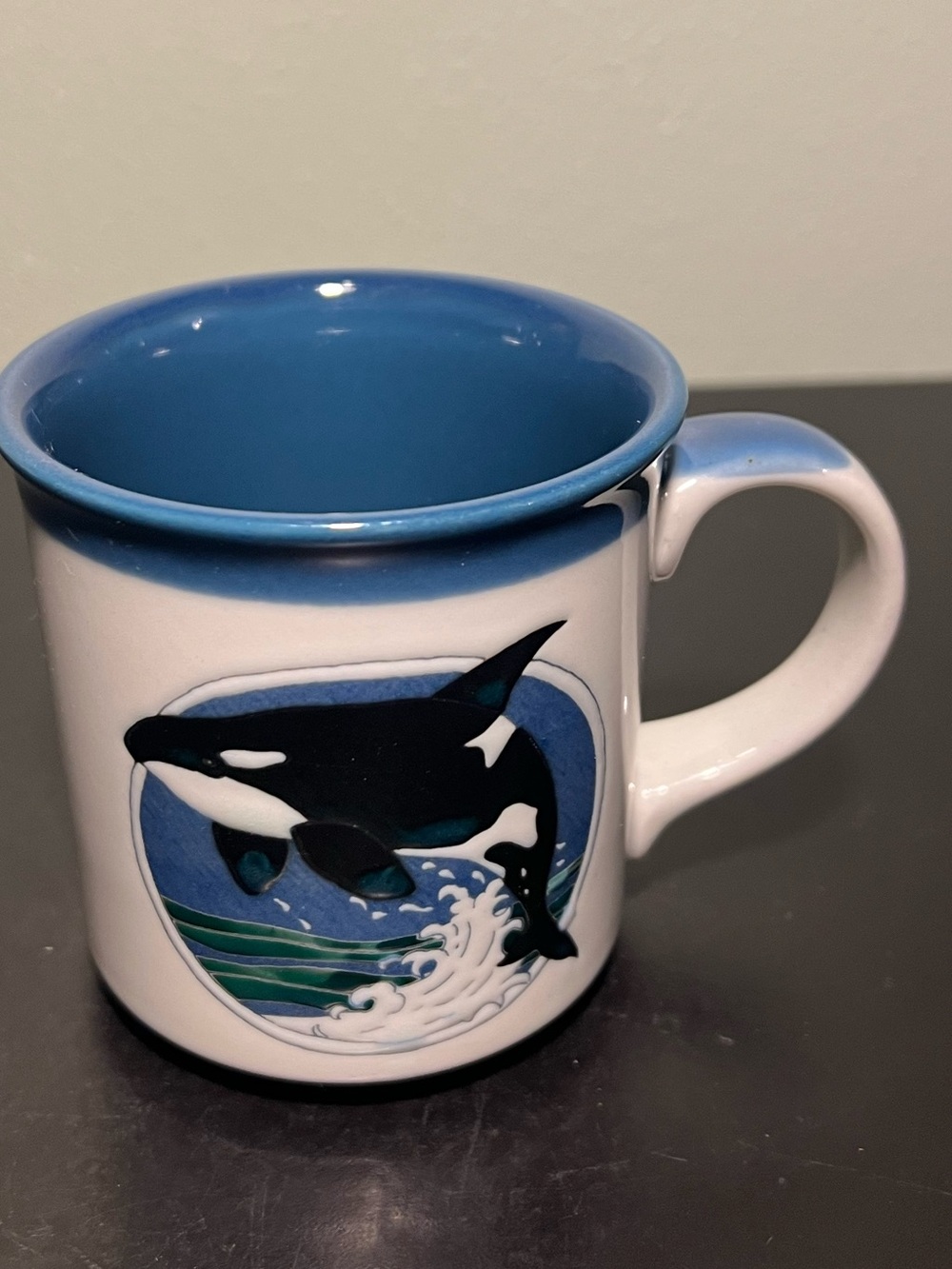 Vintage OTAGIRI Embossed Blue Orca Whale in Textured Ocean Waves Stoneware Mug - Picture 3 of 9
